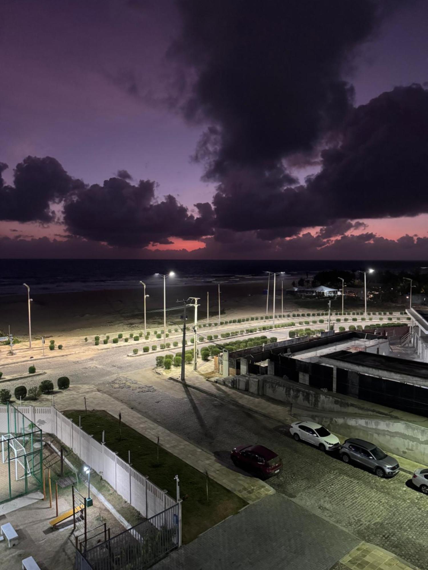 Pe Na Areia- Do Futuro Apartamento